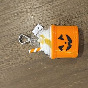 NWT Bath and Body Pumpkin Spice Latte Sanitizer Holder